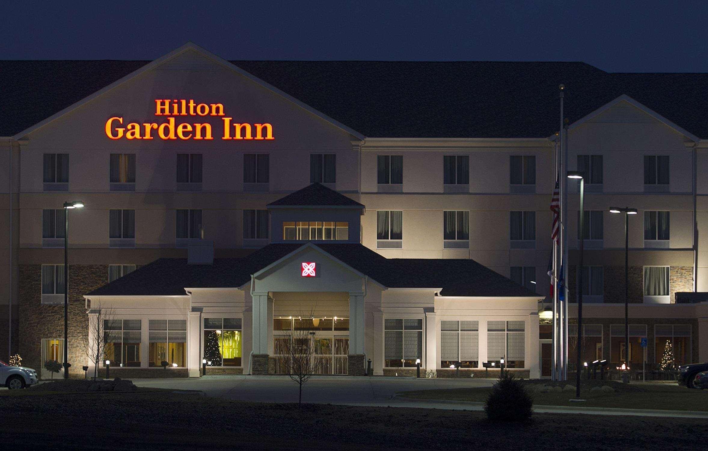 Hilton Garden Inn Cedar Falls Conference Center Esterno foto