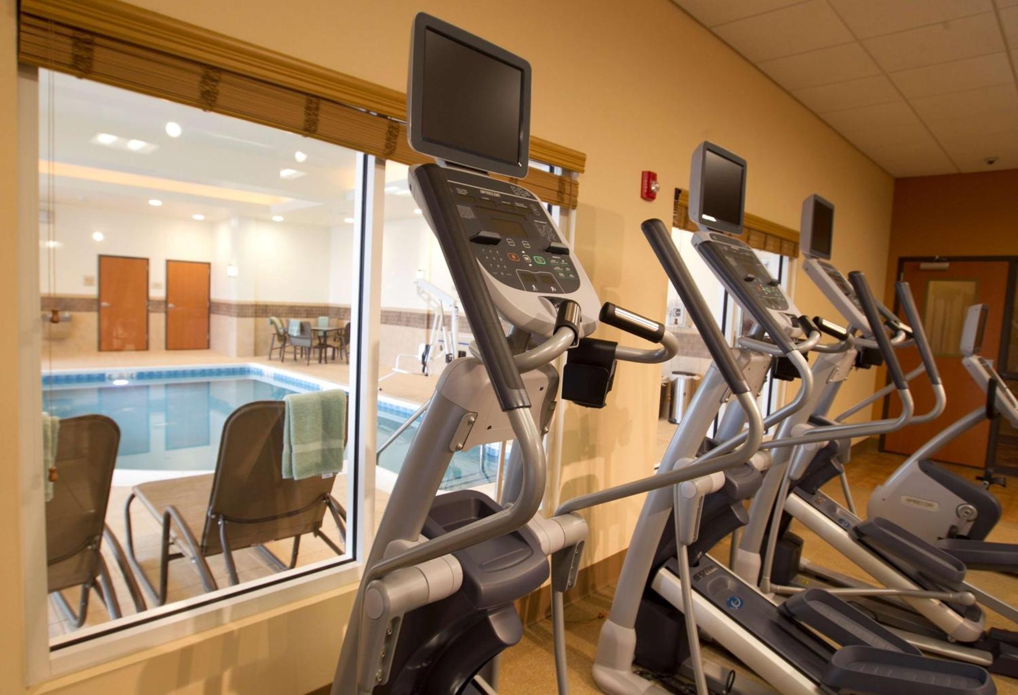 Hilton Garden Inn Cedar Falls Conference Center Esterno foto