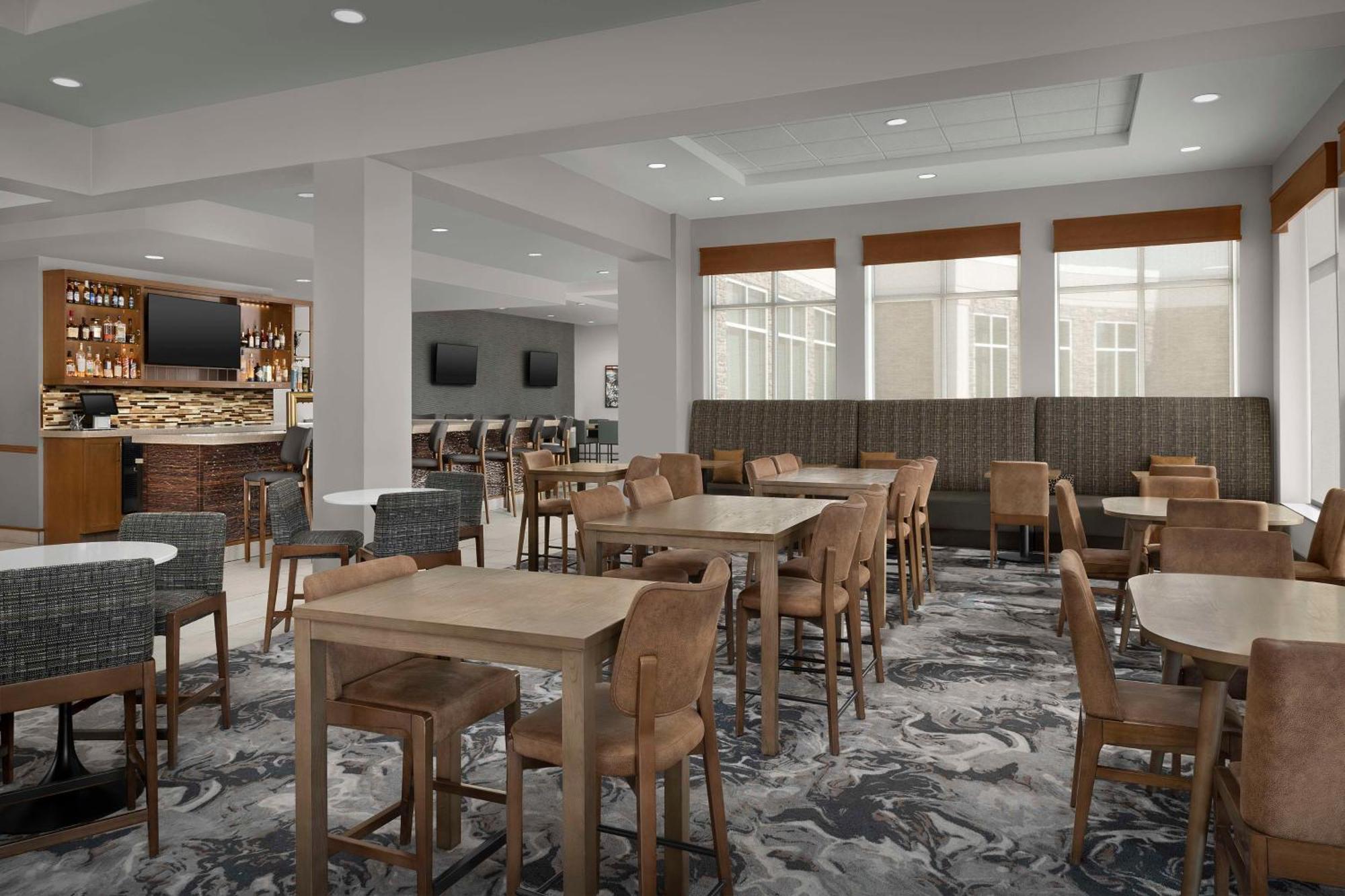 Hilton Garden Inn Cedar Falls Conference Center Esterno foto